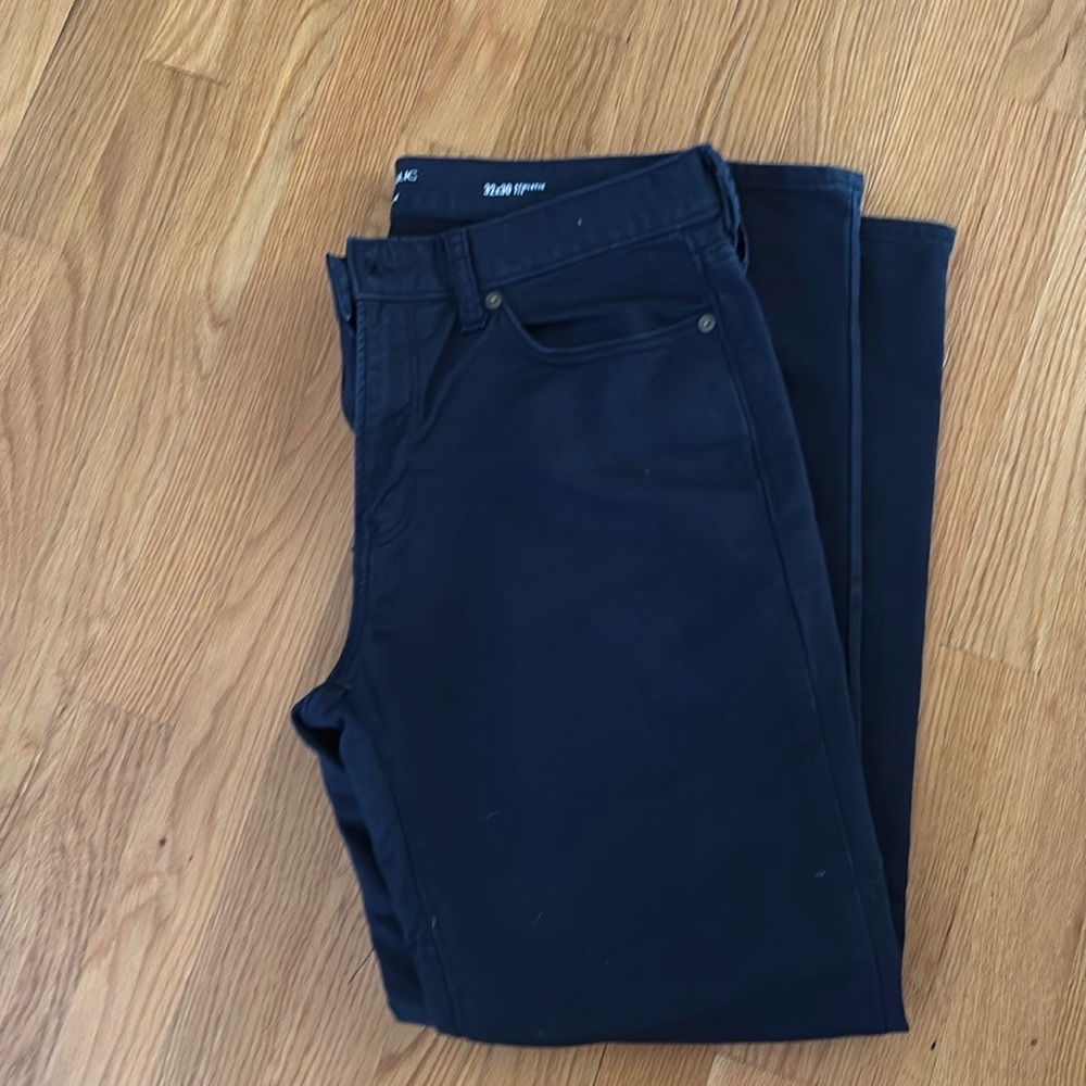 Banana Republic Men’s Athletic Fit Travel Jeans